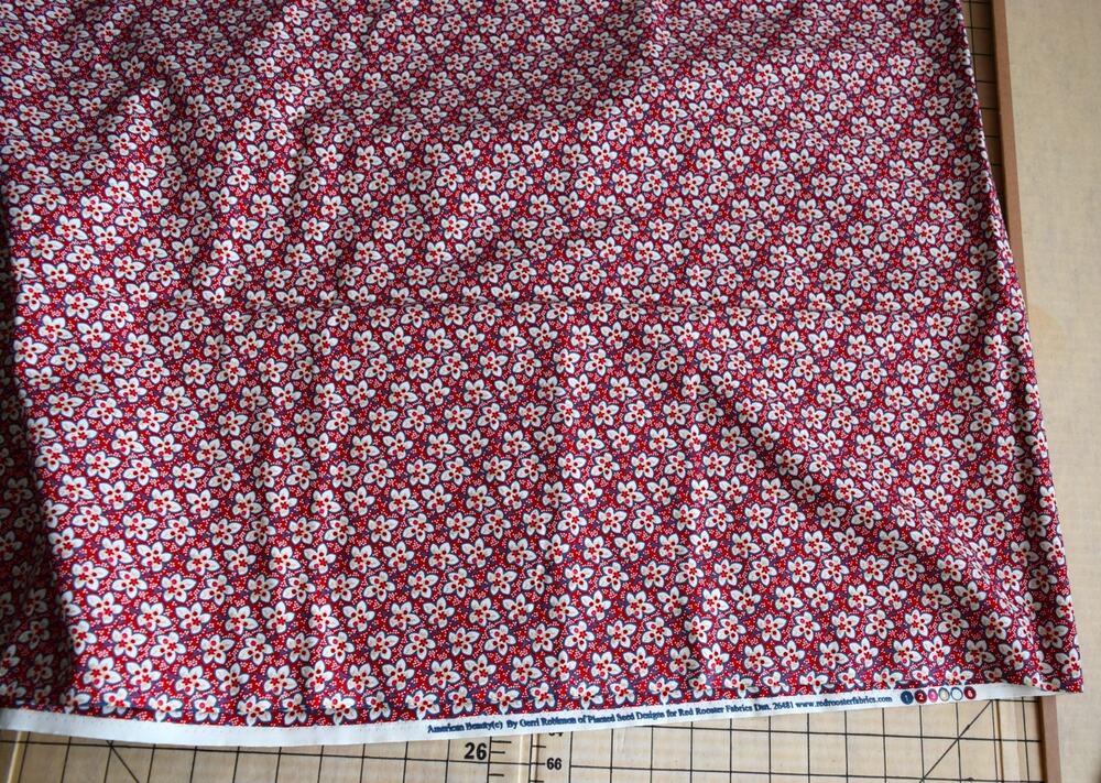 American Beauty Gerri Robinson Fabrics 100% Cotton 2yds 5 " Red Vtg Stile